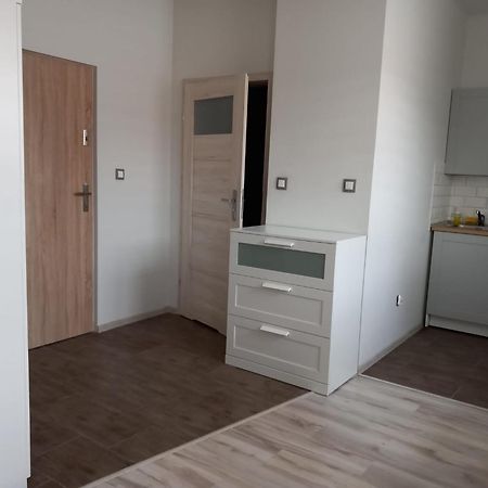 Apartament โนวารูดา ภายนอก รูปภาพ