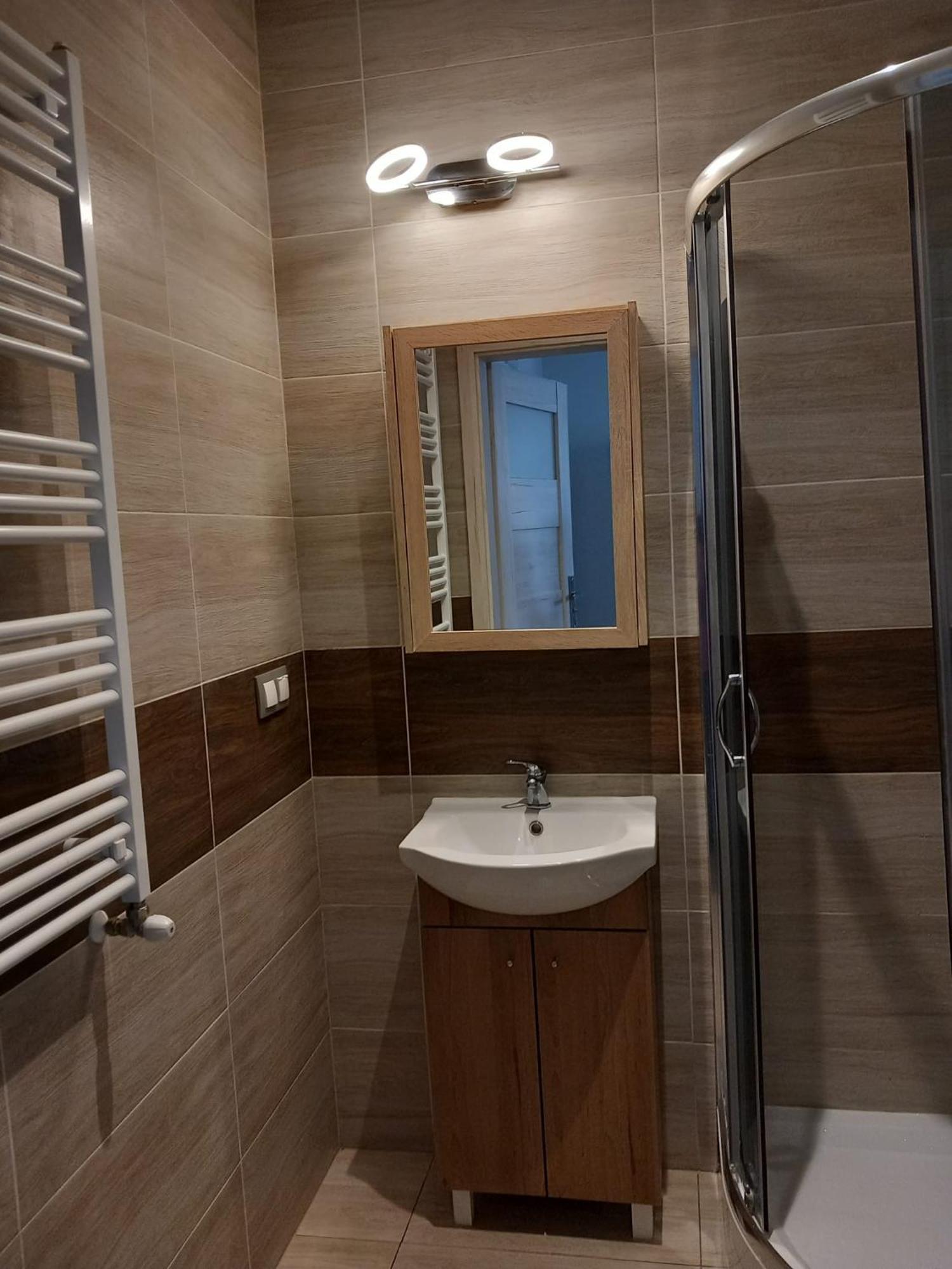Apartament โนวารูดา ภายนอก รูปภาพ
